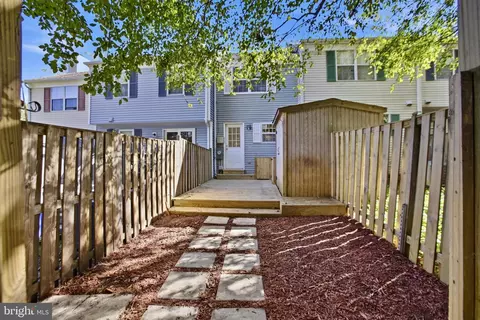 Exterior - 18 Dorrell, Sterling, VA 20165 photo 5 of 5