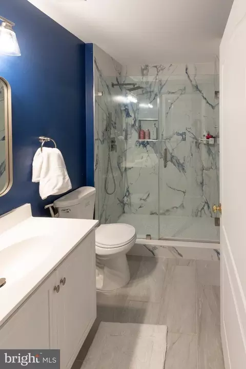 Bath - 42752 Locklear Ter, Chantilly, VA 20152 photo 1 of 1