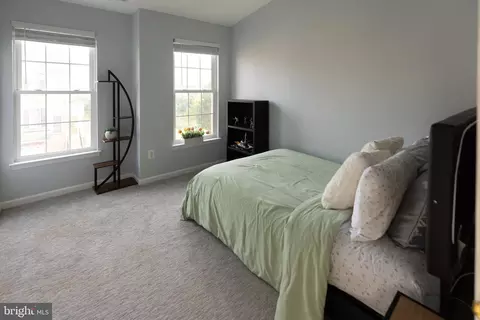 Bedroom - 42752 Locklear Ter, Chantilly, VA 20152 photo 4 of 4