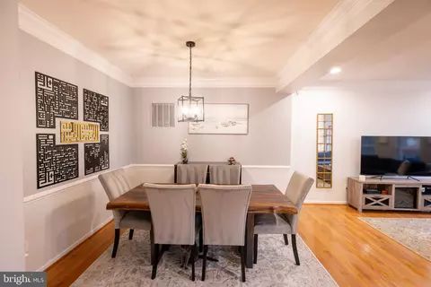 Dining - 42752 Locklear Ter, Chantilly, VA 20152 photo 1 of 1