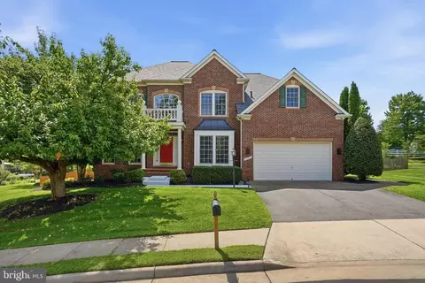 42831 Delphinium Cir, Leesburg, VA 20176