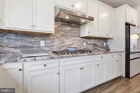 Kitchen - 22976 Copper Tree Ter, Ashburn, VA 20148 photo 3 of 3