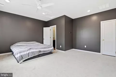 Bedroom - 22976 Copper Tree Ter, Ashburn, VA 20148 photo 1 of 8