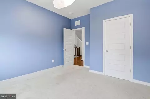 Bedroom - 22976 Copper Tree Ter, Ashburn, VA 20148 photo 4 of 8