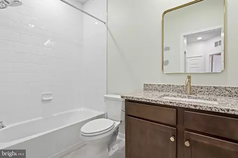 Bath - 22976 Copper Tree Ter, Ashburn, VA 20148 photo 2 of 3