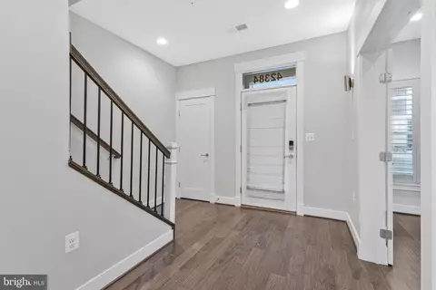 Entry Way - 42384 Soave Dr, Brambleton, VA 20148 photo 1 of 8