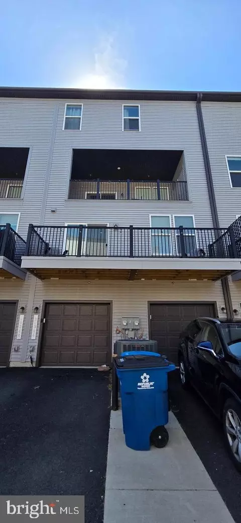 20344 Newfoundland Sq, Ashburn, VA 20147 photo 5