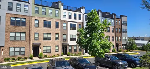 20344 Newfoundland Sq, Ashburn, VA 20147 photo 2