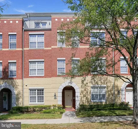 43620 Hampshire Crossing Sq, Leesburg, VA 20176