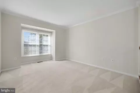 Living - 21130 Winding Brook Sq, Ashburn, VA 20147 photo 3 of 11