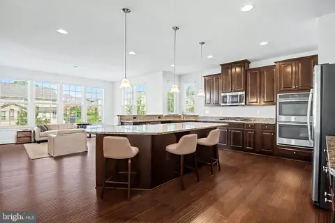 Kitchen - 26647 Foxwarren Way, Chantilly, VA 20152 photo 1 of 6