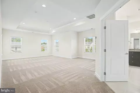Entry Way - 26647 Foxwarren Way, Chantilly, VA 20152 photo 8 of 17
