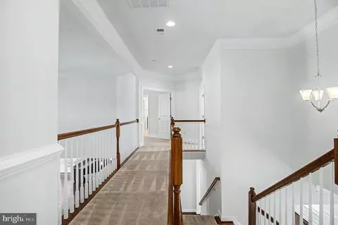 Entry Way - 26647 Foxwarren Way, Chantilly, VA 20152 photo 7 of 17