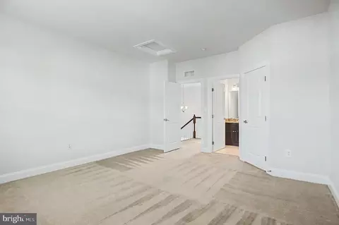 Bedroom - 26647 Foxwarren Way, Chantilly, VA 20152 photo 4 of 7