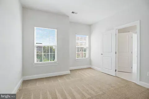 Other - 26647 Foxwarren Way, Chantilly, VA 20152 photo 18 of 31