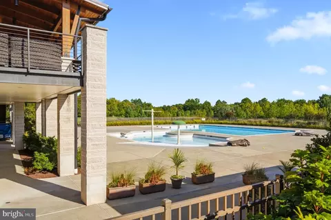 Exterior - 20536 Milbridge Ter, Ashburn, VA 20147 photo 5 of 9