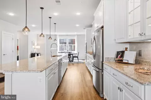 Entry Way - 20536 Milbridge Ter, Ashburn, VA 20147 photo 4 of 15