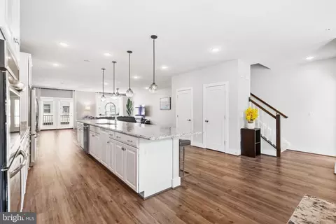 Entry Way - 20536 Milbridge Ter, Ashburn, VA 20147 photo 8 of 15
