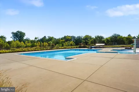 Exterior - 20536 Milbridge Ter, Ashburn, VA 20147 photo 6 of 9