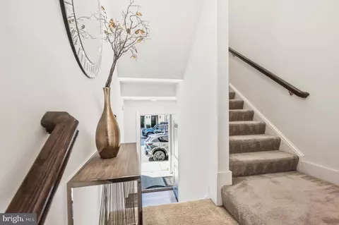 Entry Way - 20536 Milbridge Ter, Ashburn, VA 20147 photo 15 of 15
