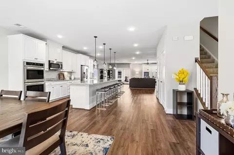 Entry Way - 20536 Milbridge Ter, Ashburn, VA 20147 photo 9 of 15