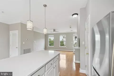 Living - 21776 Jarvis Sq, Ashburn, VA 20147 photo 1 of 4