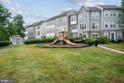 Exterior - 21776 Jarvis Sq, Ashburn, VA 20147 photo 5 of 6
