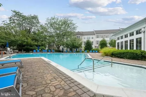 Exterior - 21776 Jarvis Sq, Ashburn, VA 20147 photo 4 of 6