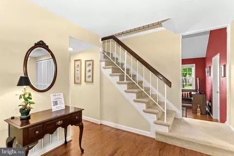 Entry Way - 115 Coffee Tree Ct, Sterling, VA 20164 photo 2 of 3