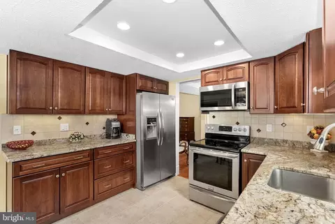 Kitchen - 115 Coffee Tree Ct, Sterling, VA 20164 photo 4 of 6