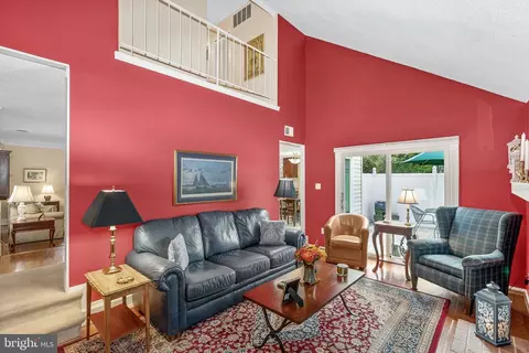 Living - 115 Coffee Tree Ct, Sterling, VA 20164 photo 1 of 2