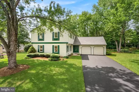 Exterior - 115 Coffee Tree Ct, Sterling, VA 20164 photo 3 of 12