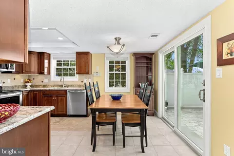 Dining - 115 Coffee Tree Ct, Sterling, VA 20164 photo 5 of 5