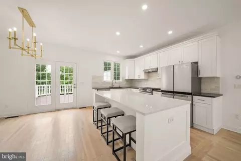43809 Lees Mill Sq, Leesburg, VA 20176