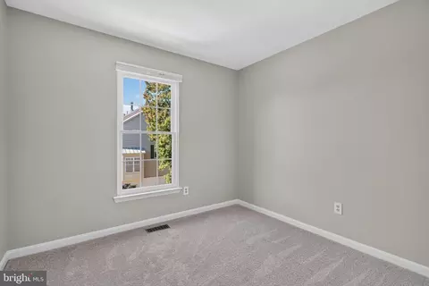 Bedroom - 45577 Hutchens Sq, Sterling, VA 20166 photo 7 of 7