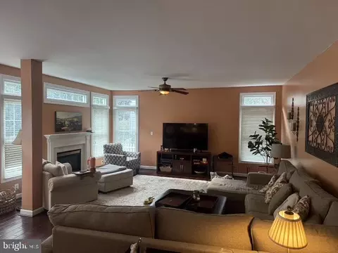 Living - 20235 Leier Pl, Ashburn, VA 20147 photo 3 of 3