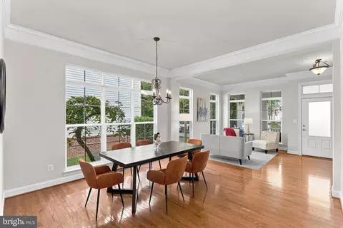 Dining - 42755 Chatelain Cir, Brambleton, VA 20148 photo 4 of 5