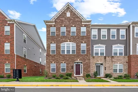 42679 Asgard Ter, Sterling, VA 20166