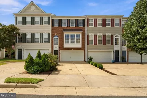 18497 Sierra Springs Sq, Leesburg, VA 20176