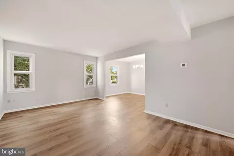 Living - 1003 Salisbury Ct, Sterling, VA 20164 photo 1 of 8