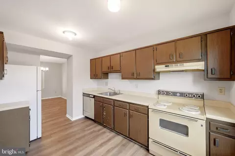 Other - 1003 Salisbury Ct, Sterling, VA 20164 photo 4 of 8