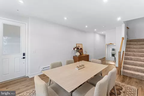 Dining - 42660 Darala Dr, Ashburn, VA 20147 photo 3 of 3