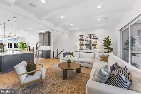 Other - 20277 Oak Bluff Dr, Ashburn, VA 20147 photo 5 of 15