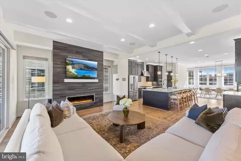 Other - 20277 Oak Bluff Dr, Ashburn, VA 20147 photo 4 of 15