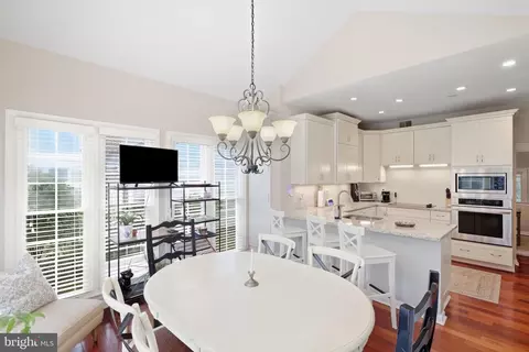 Dining - 20242 Ordinary Pl, Ashburn, VA 20147 photo 4 of 5