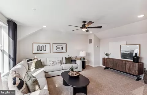 Entry Way - 42614 Waxpool Rd, Ashburn, VA 20148 photo 6 of 6