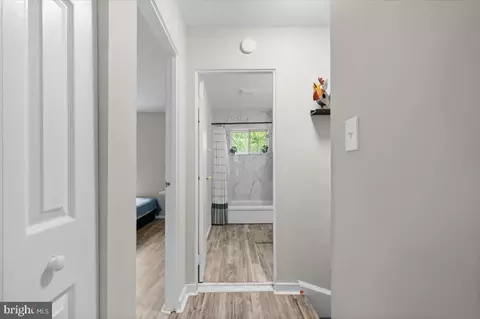 Entry Way - 312 E Cornell Dr E #167, Sterling, VA 20164 photo 5 of 6