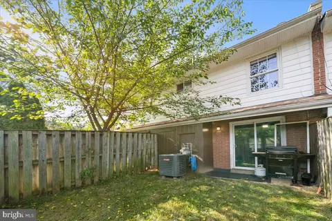 Exterior - 312 E Cornell Dr E #167, Sterling, VA 20164 photo 2 of 4