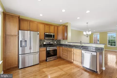 Kitchen - 25156 Monteith Ter, Chantilly, VA 20152 photo 1 of 1
