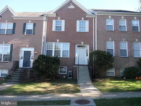 643 Mcleary Sq SE, Leesburg, VA 20175
